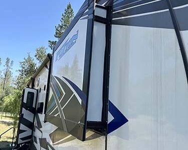 Keystone RV sidewall cracks